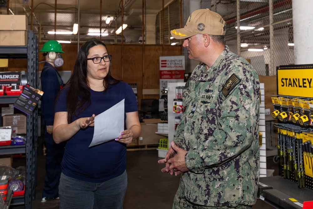 From the Deckplates to Department Head: Cmdr. Christopher M. Sands Takes the Watch as NNSY’s Supply Officer