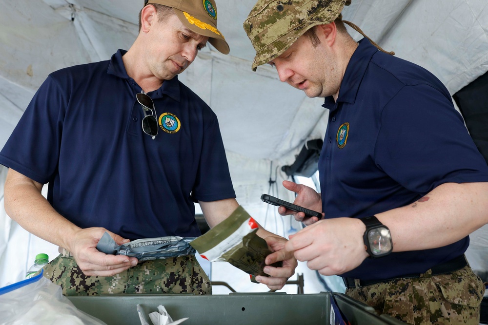 Pacific Friendship 2026 and Pacific Partnership 2026 Conduct Mass Casualty Drill Aboard U.S. Army Runnymede-class Landing Craft Utility Ship USAV Paulus Hook (LCU 2033) in Quang Tri, Vietnam
