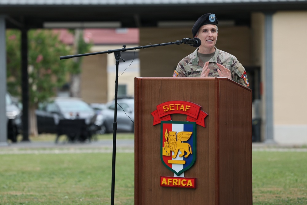 New leader assumes command of Headquarters and Headquarters Battalion, SETAF-AF