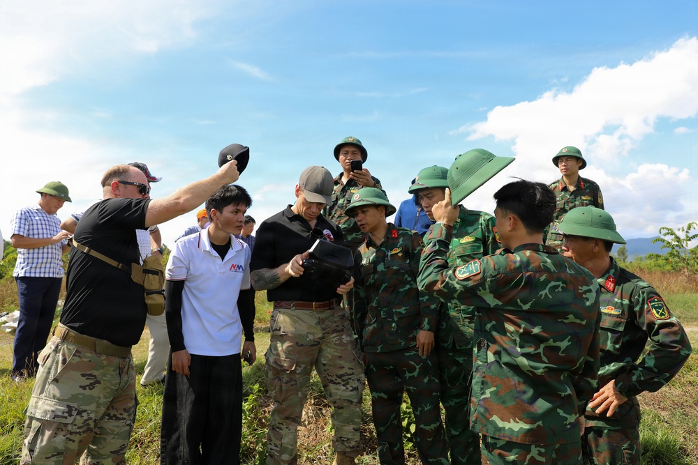 Pacific Friendship 2026: US, Vietnamese partners train with drones, support water rescue operations in Vietnam