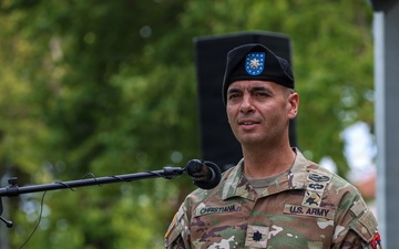 New leader assumes command of Headquarters and Headquarters Battalion, SETAF-AF