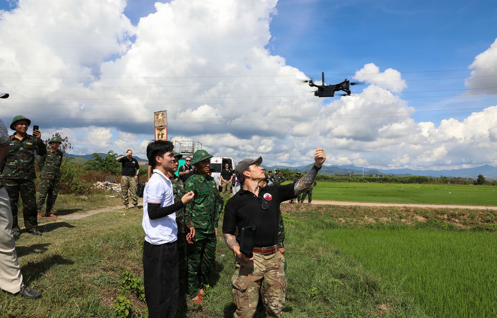 Pacific Friendship 2026: US, Vietnamese partners train with drones, support water rescue operations in Vietnam