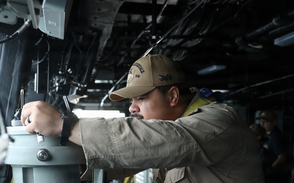 The San Antonio-class amphibious transport dock ship USS Fort Lauderdale (LPD 28) docks in La Guaira, Venezuela, June 28, 2026.