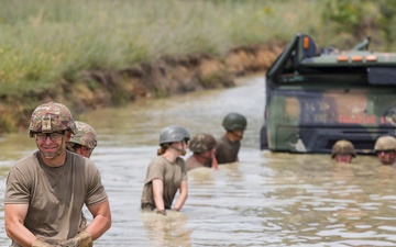 1-112th Infantry Soldiers conduct recovery operations in mire pits