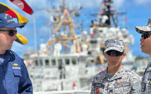 PCG Visits USCGC William Hart ahead of fast-rope insertion training at RIMPAC 2026