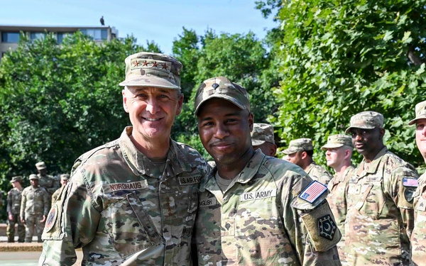 Nordhaus, Raines join SECWAR to recognize Guardsmen in Washington, D.C.