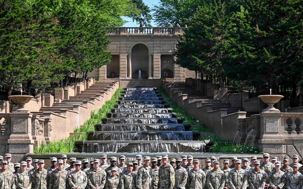 Nordhaus, Raines join SECWAR to recognize Guardsmen in Washington, D.C.