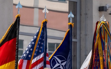 USAREUR-AF Commander Relinquishes Command