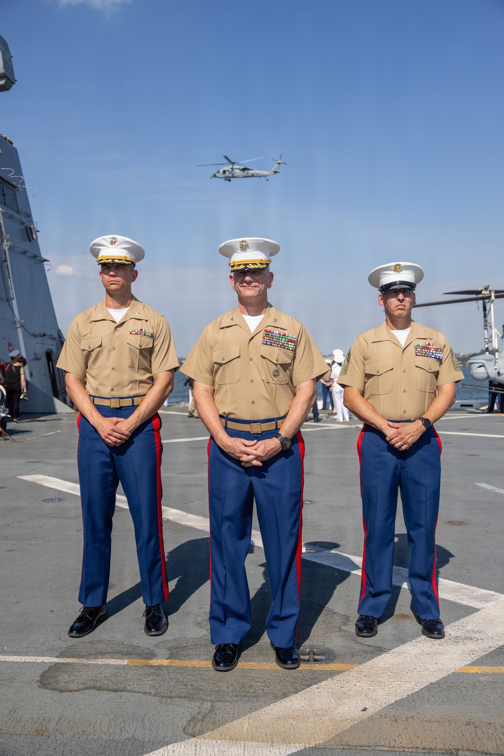 The USS Arlington (LPD-24) Arrives for INR 250