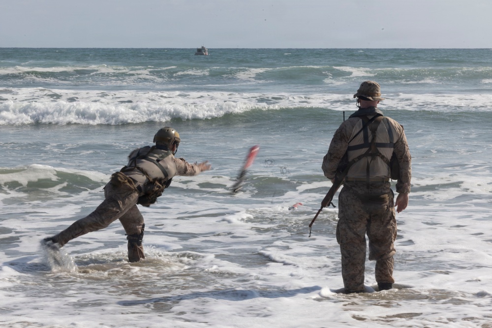 U.S. Marines with 1st Recon Bn. conduct amphibious reconnaissance skills training