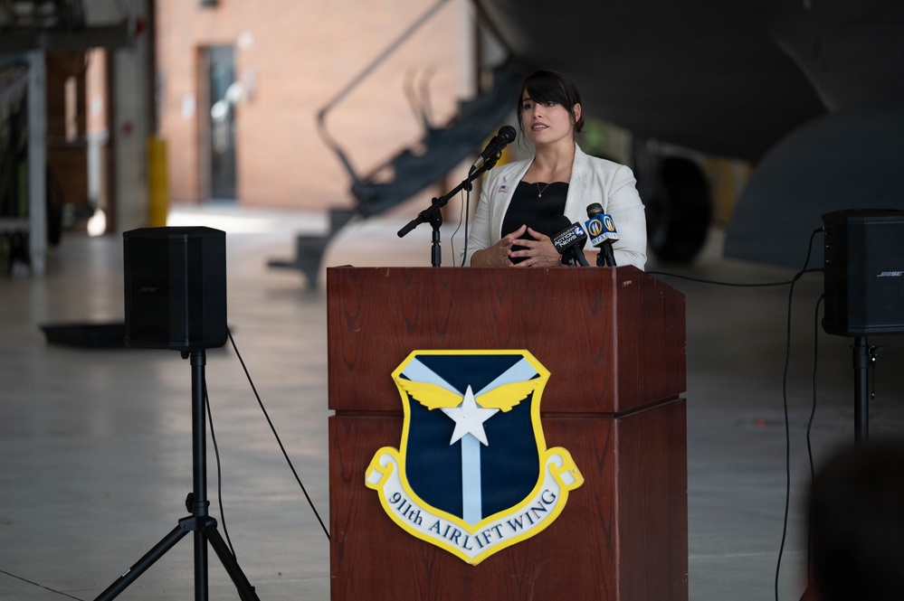 911th Airlift Wing welcomes Sojourn 250 flag for final leg of yearlong journey