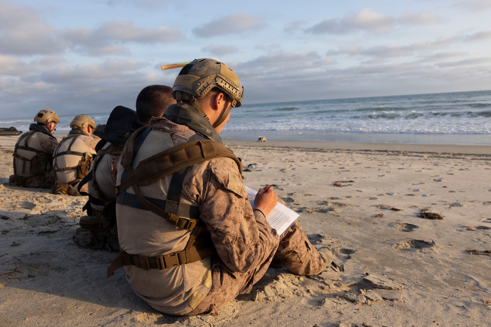 U.S. Marines with 1st Recon Bn. conduct amphibious reconnaissance skills training