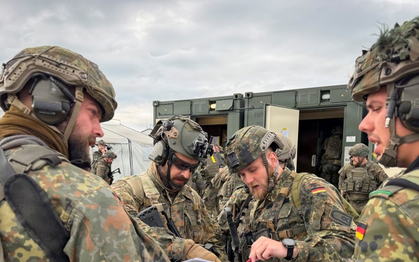 KFOR RC-E soldiers strengthen force protection during base exercise