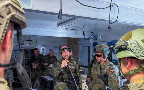 KFOR RC-E soldiers strengthen force protection during base exercise