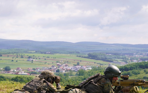 KFOR RC-E soldiers strengthen force protection during base exercise