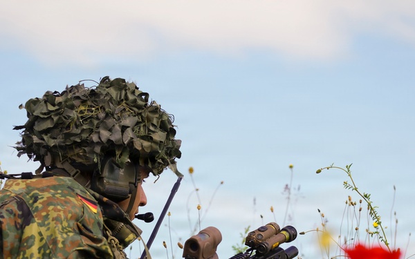 KFOR RC-E soldiers strengthen force protection during base exercise