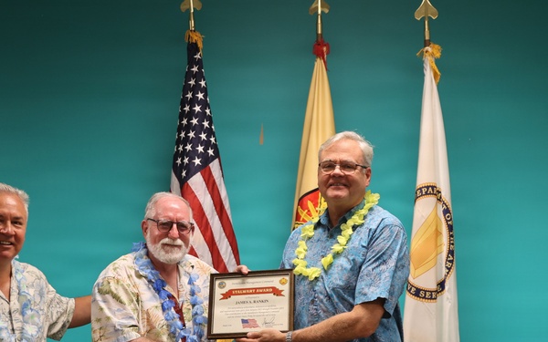 IMCOM honors G8 Acquisitions Chief Jim Rankin during his retirement
