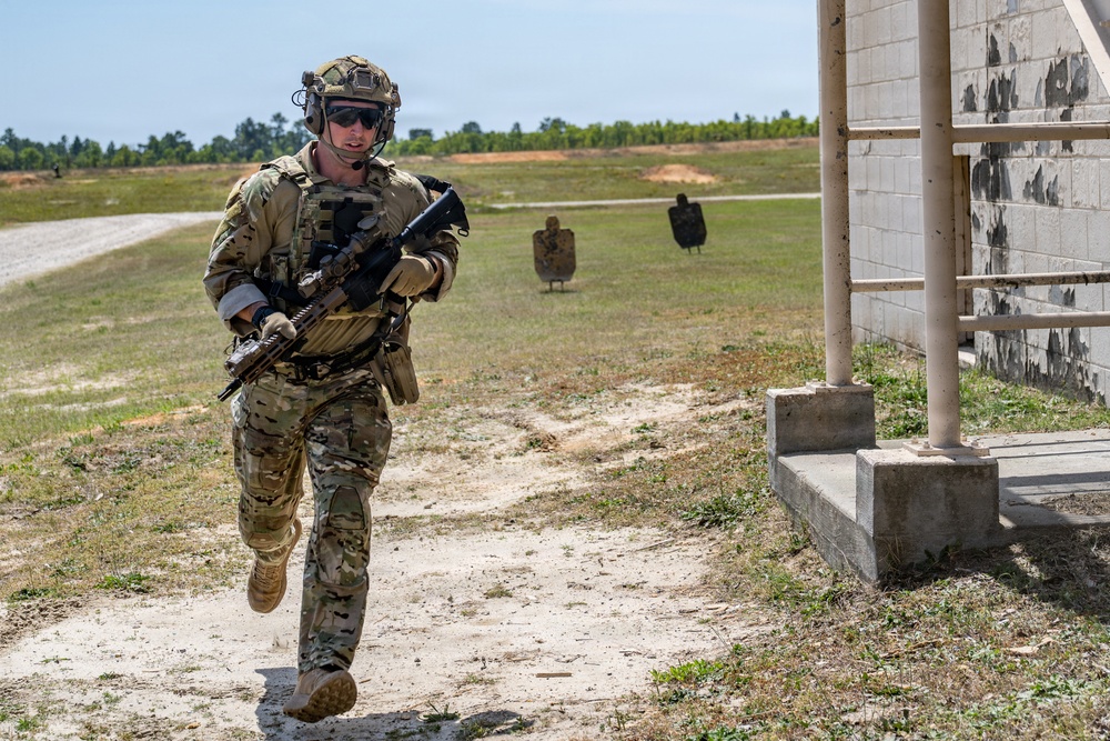 Airmen refine combat marksmanship during live-fire training