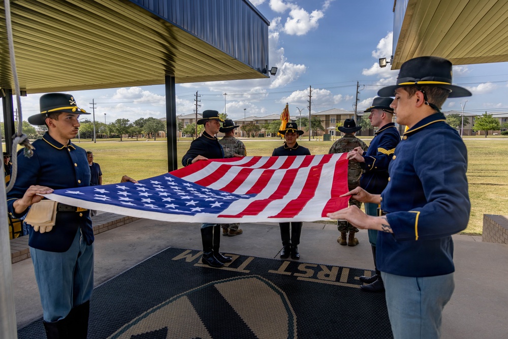 1st Cavalry Division Conducts Retreat Ceremony Honoring Outgoing Leaders at Fort Hood