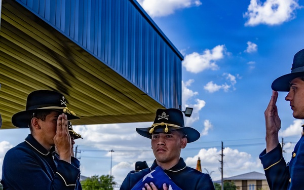 1st Cavalry Division Conducts Retreat Ceremony Honoring Outgoing Leaders at Fort Hood