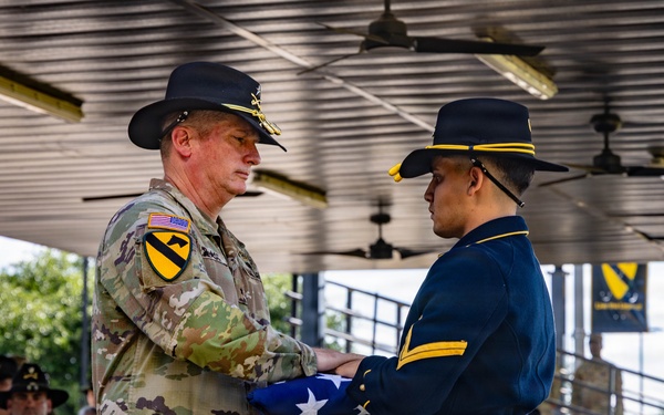 1st Cavalry Division Conducts Retreat Ceremony Honoring Outgoing Leaders at Fort Hood