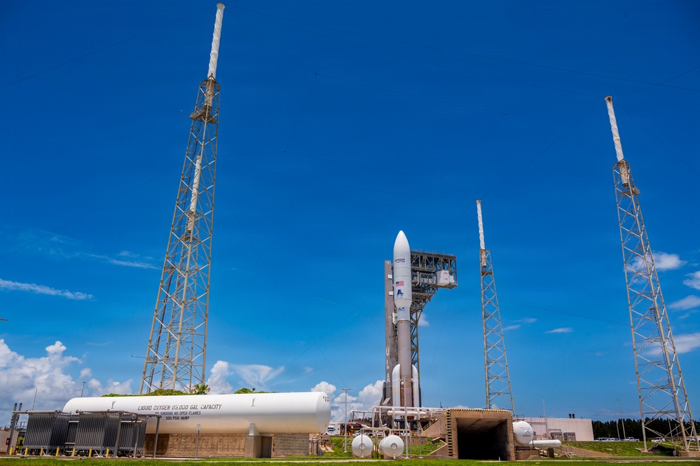 Leo 8 Mission Launches from Cape Canaveral Space Force Station