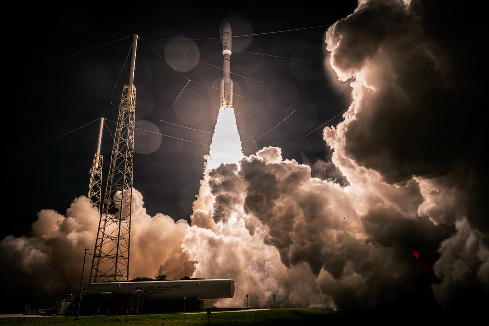 Leo 8 Mission Launches from Cape Canaveral Space Force Station