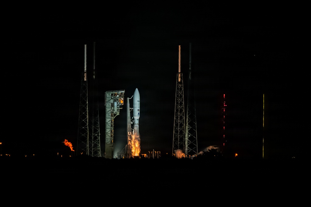Leo 8 Mission Launches from Cape Canaveral Space Force Station