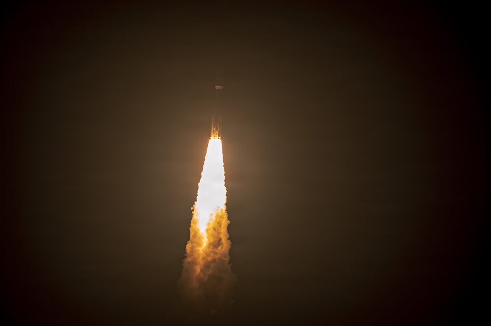 Leo 8 Mission Launches from Cape Canaveral Space Force Station