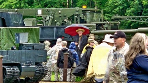AFN Naples Radio News - RAF Mildenhall and IFO-21