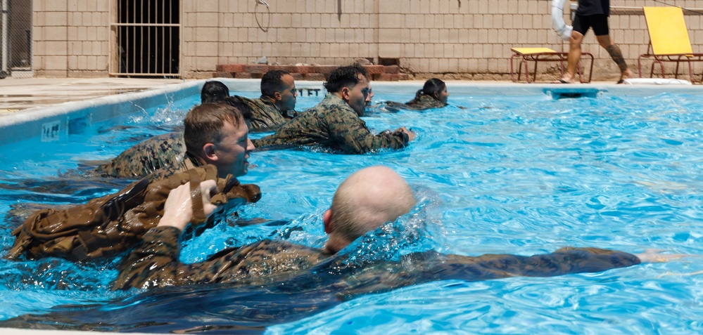 H&amp;HS MCAS Yuma Conducts Swim Qualification