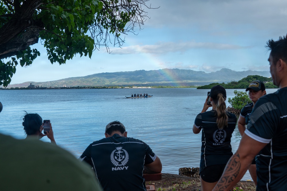 Service members compete in RIMPAC canoeing competition