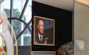 I Corps memorializes headquarters as Jacoby Hall