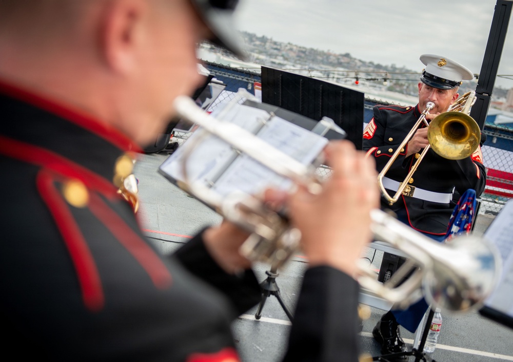 Married Navy Doctor Captains Hold Rare Dual Retirement Ceremony