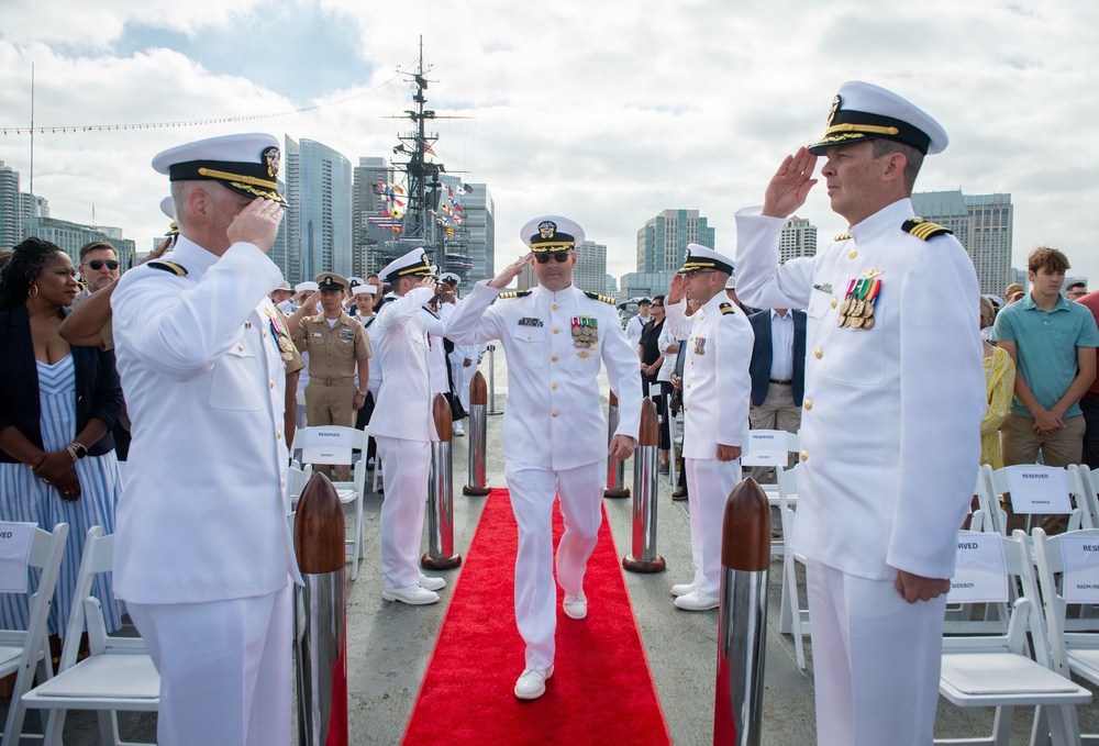 Married Navy Doctor Captains Hold Rare Dual Retirement Ceremony