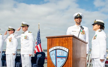 Married Navy Doctor Captains Hold Rare Dual Retirement Ceremony