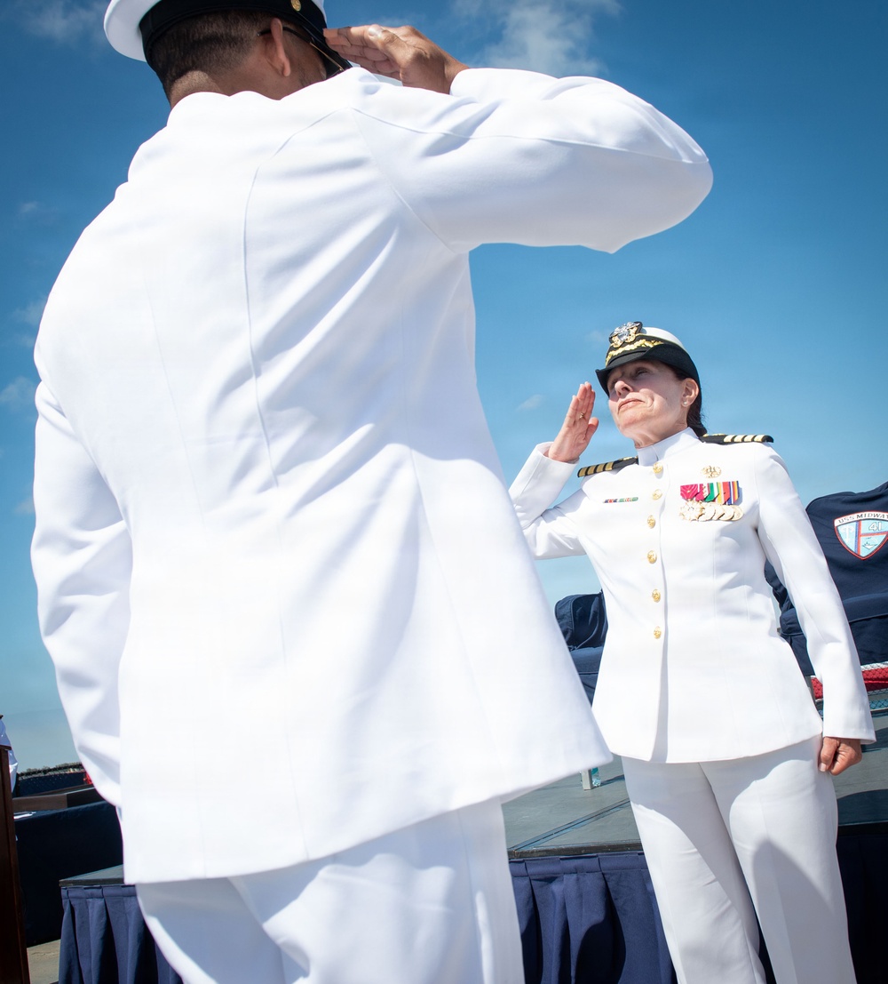 Married Navy Doctor Captains Hold Rare Dual Retirement Ceremony