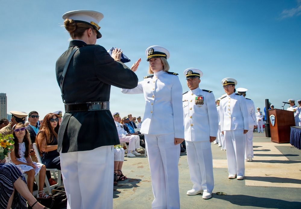 Married Navy Doctor Captains Hold Rare Dual Retirement Ceremony