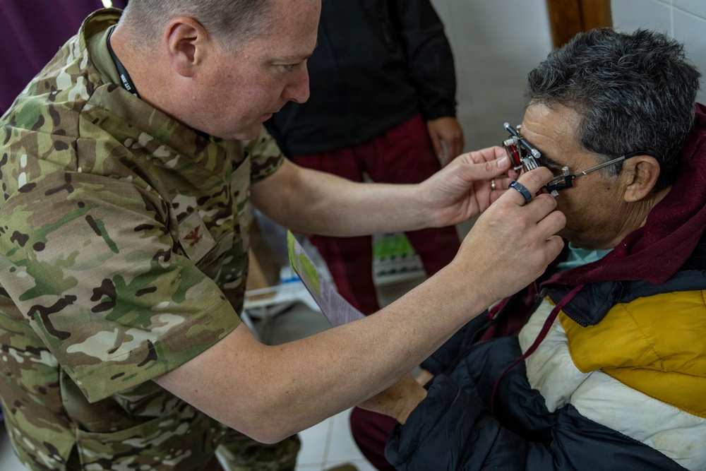 AMISTAD 2026 Delivers Specialty Eye Care in Paraguay