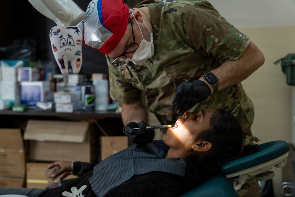 Arkansas Army National Guard dentist brings civilian expertise to AMISTAD 2026