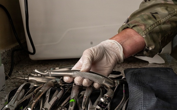 Arkansas Army National Guard dentist brings civilian expertise to AMISTAD 2026
