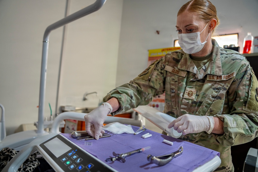 Arkansas Army National Guard dentist brings civilian expertise to AMISTAD 2026