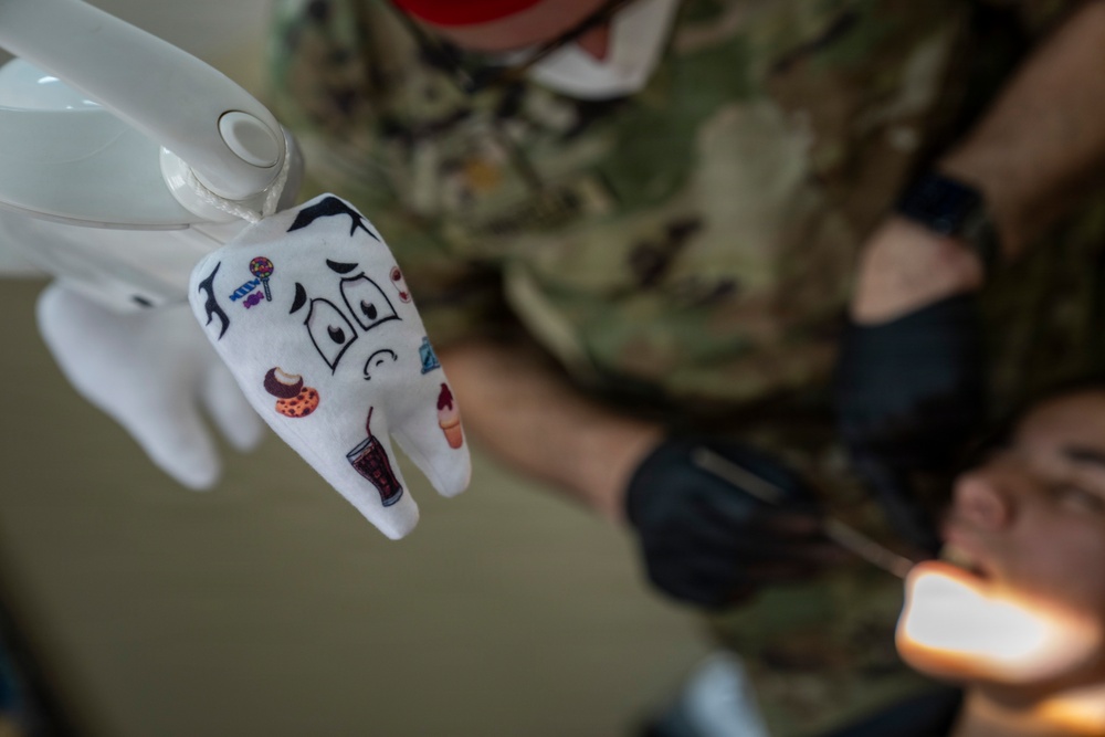 Arkansas Army National Guard dentist brings civilian expertise to AMISTAD 2026