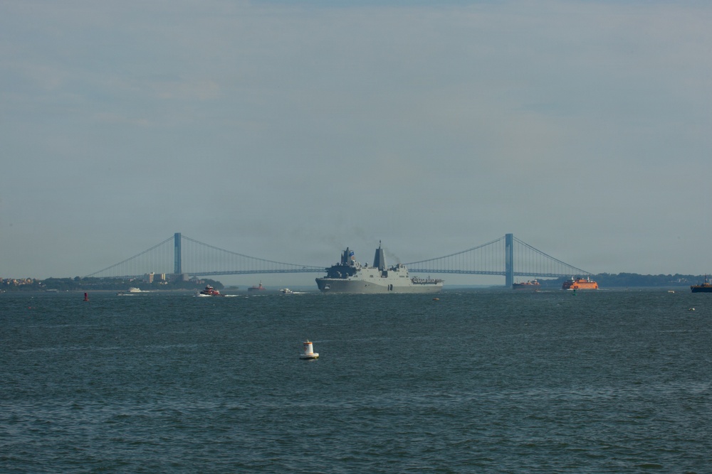 The USS Arlington (LPD-24) Arrives for INR 250
