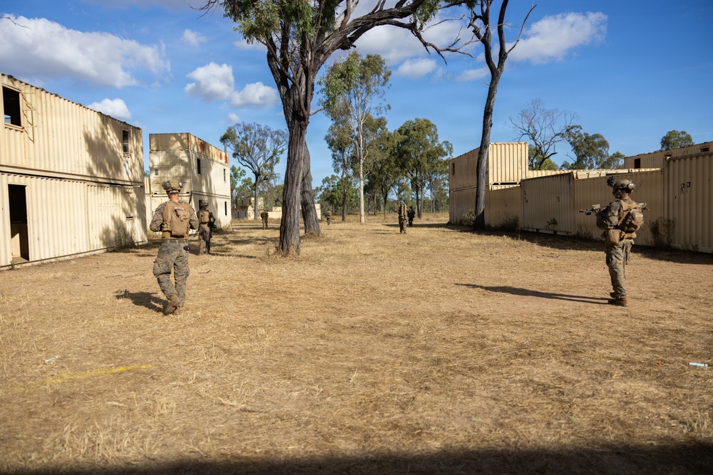 Southern Jackaroo 26: MRF-D Marines conduct offense drills