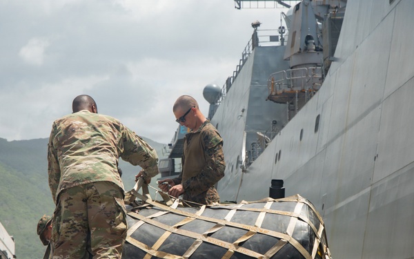 LCF-24: CLB-8 receives fuel from USS Fort Lauderdale
