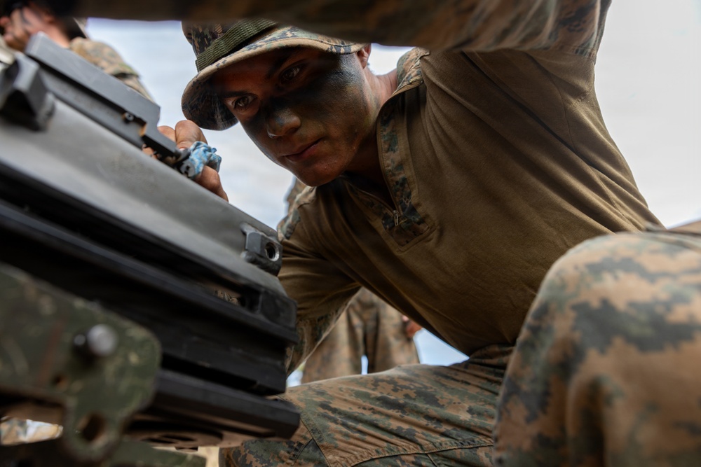 Southern Jackaroo 26: MRF-D Marines conduct reaction-to-contact live-fire range