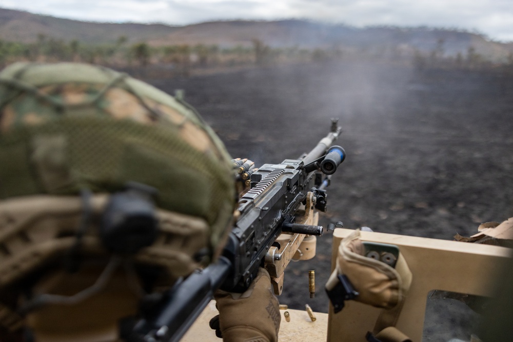 Southern Jackaroo 26: MRF-D Marines conduct reaction-to-contact live-fire range
