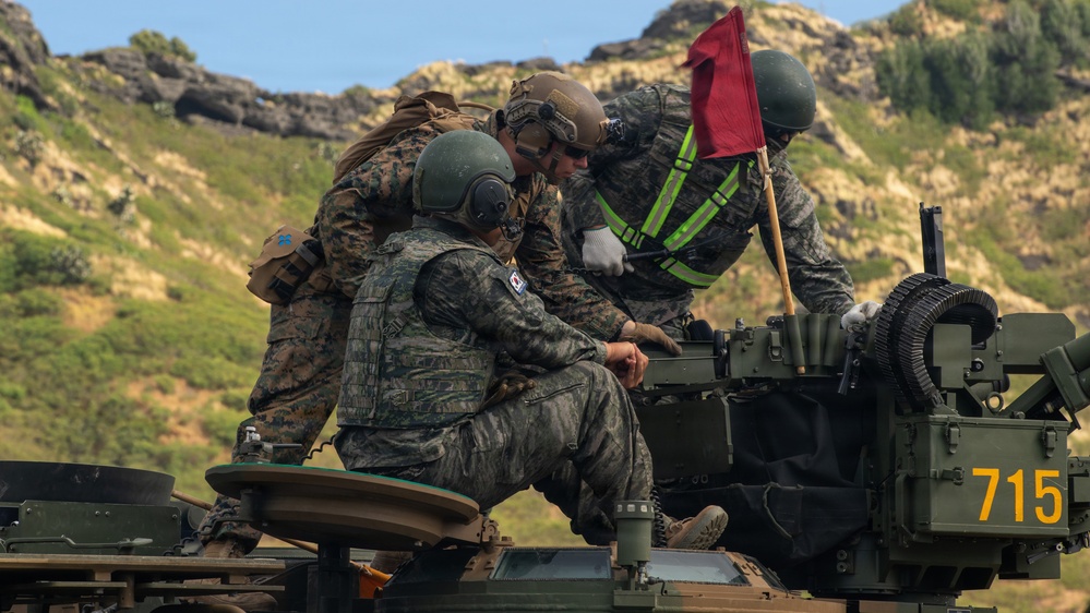 USMC, ROK Marines Conduct Live-Fire Training During RIMPAC 2026
