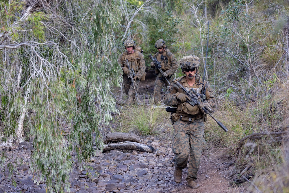 Southern Jackaroo 26: MRF-D Marines conduct platoon attack exercise